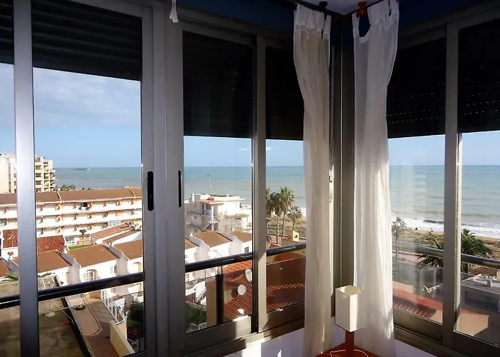 Daire Paseo Maritimo Frontal Lek